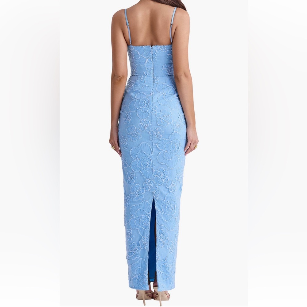 House of CB Elegant Blue Floral Lace Dress - Picture 2 of 9